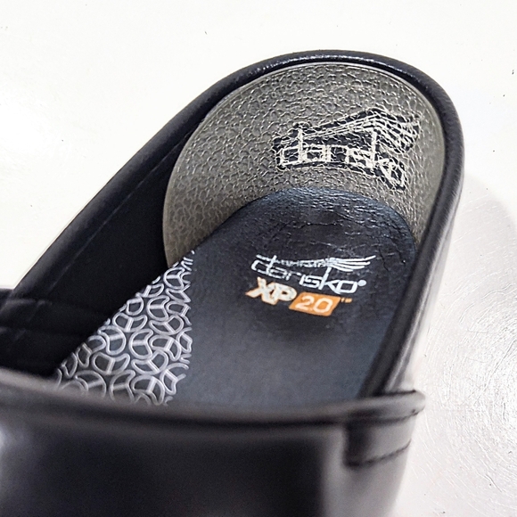 Dansko XP 2.0 Professional Clogs Black Leather Women's 37 EU 6½-7 US Slip Resist - Picture 9 of 10